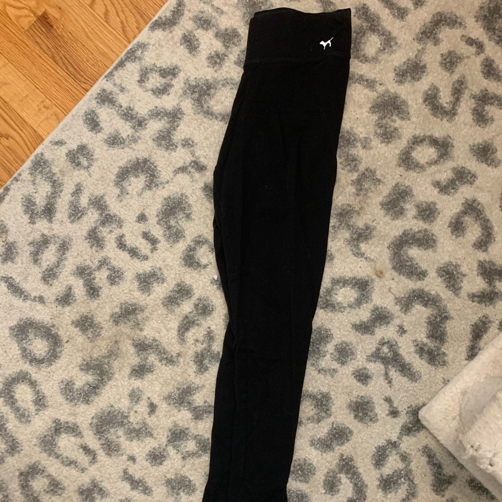 Victoria’s Secret PINK leggings